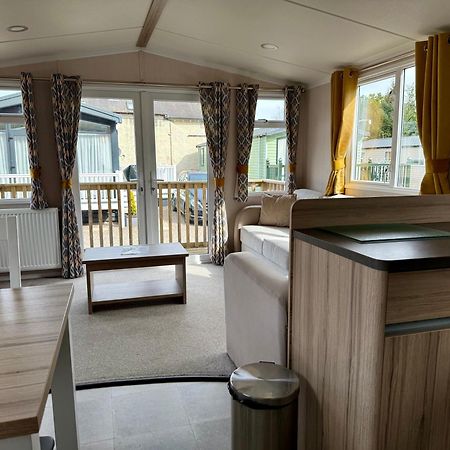 The Fly Van - Beautiful, Luxury Static Caravan Aberlour Exterior photo