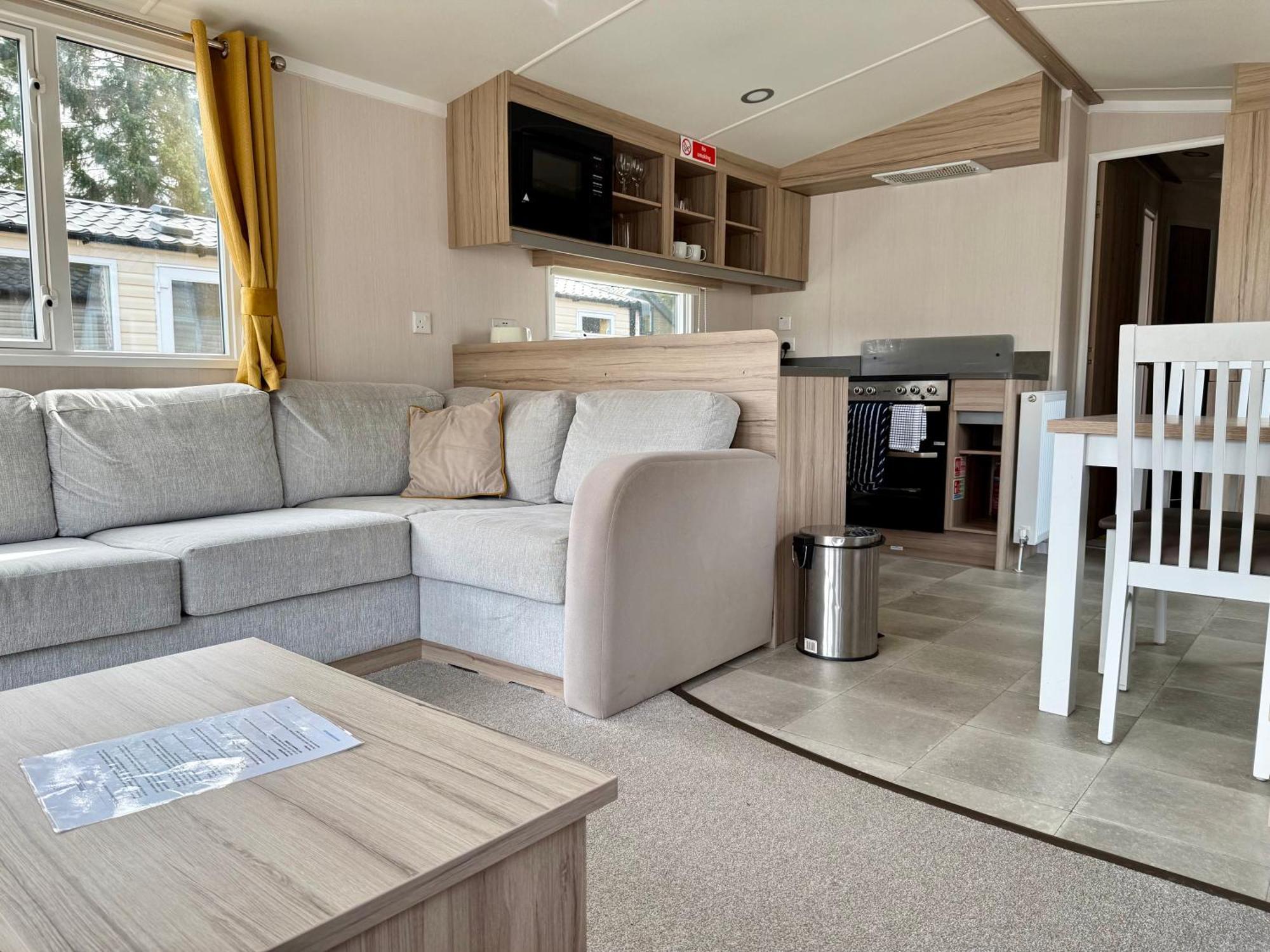 The Fly Van - Beautiful, Luxury Static Caravan Aberlour Exterior photo